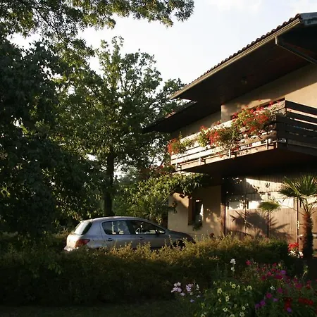 & Grmek Apartment Postojna