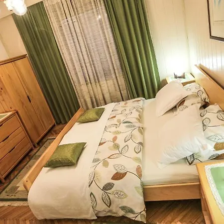 & Grmek Apartment Postojna